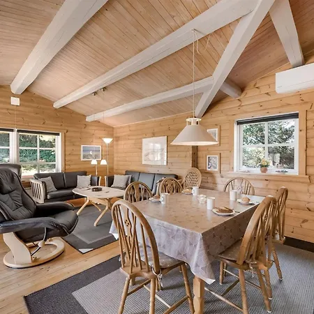 Feriehus Yaris - 800m To The Fjord By Interhome *